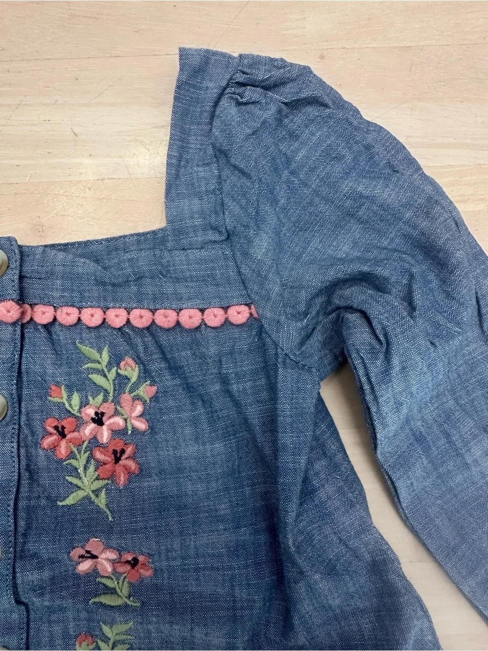 NWOT Gymboree Floral Embroidered Chambray Shirt